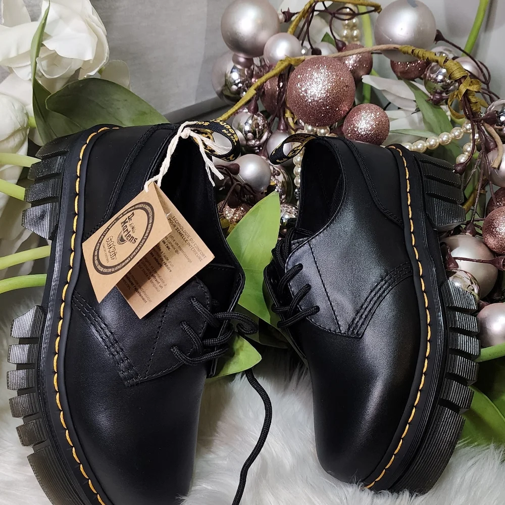 Dr. Martens Audrick 3-Eye Womens Casual Black Leather Platform Shoes NWT